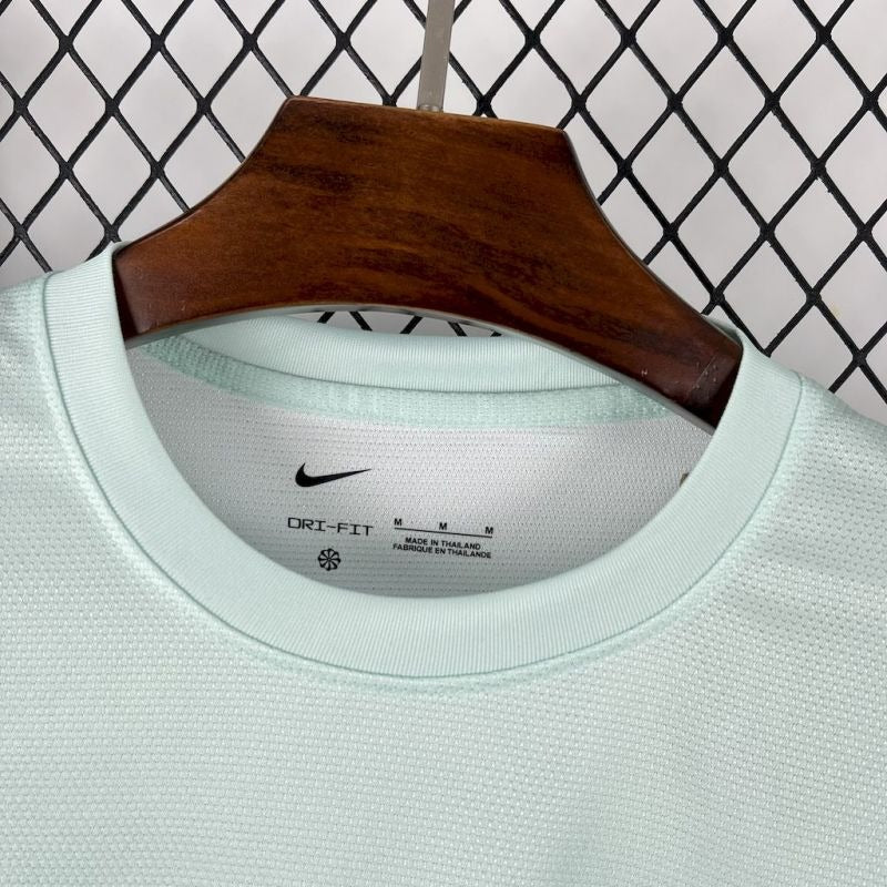 Camiseta Brasil Cristo Redentor Blanca y Verde 2025/26 Versión Fan