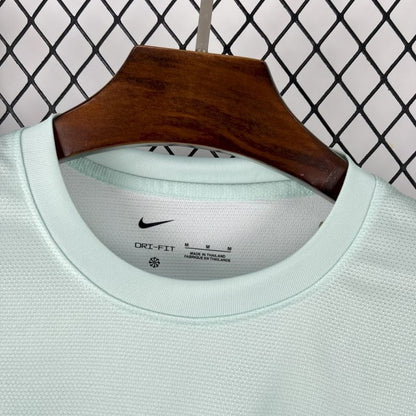 Camiseta Brasil Cristo Redentor Blanca y Verde 2025/26 Versión Fan