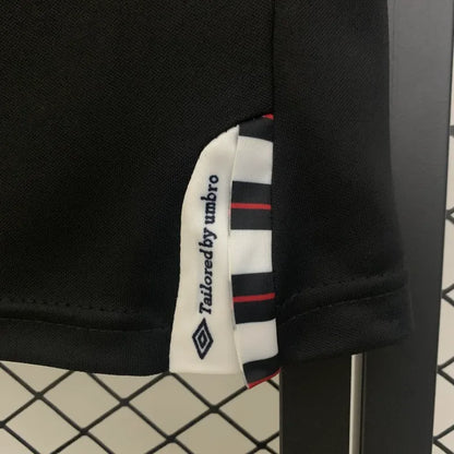 Camiseta Colo Colo Visita Retro 2011