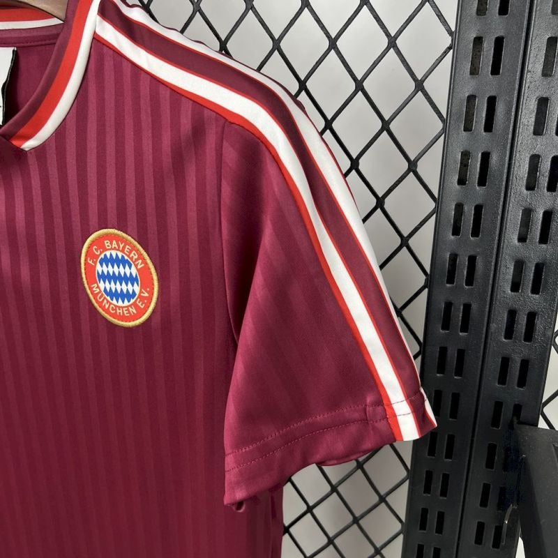 Bayern Munich Kit Niños Edición Terrace 2025/26