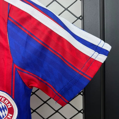 Bayern Munich Kit Niños Local 1995/97