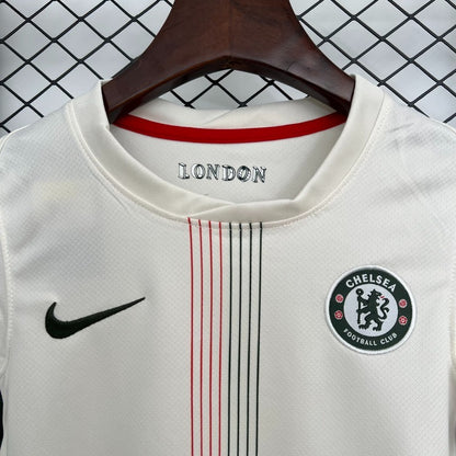 Chelsea Kit Niños Visita 2025/26