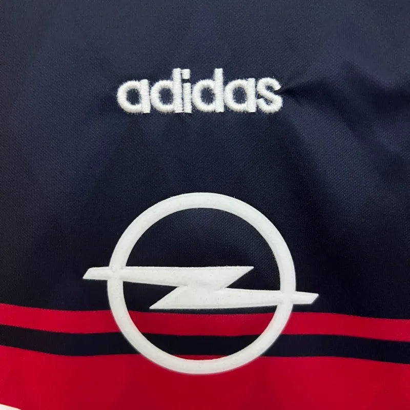 Bayern Munich Kit Niños Local 1997/99