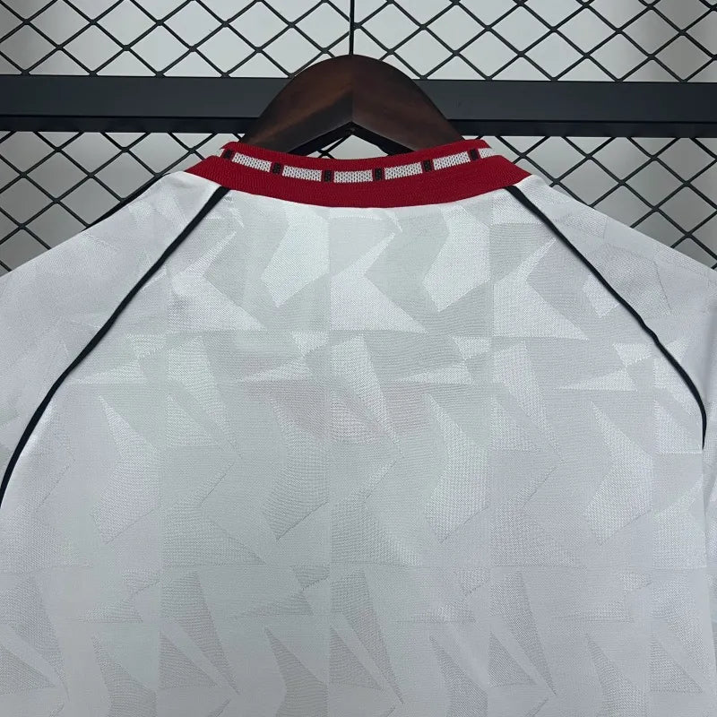 Camiseta Manchester United Visita Retro 1991 Versión Fan