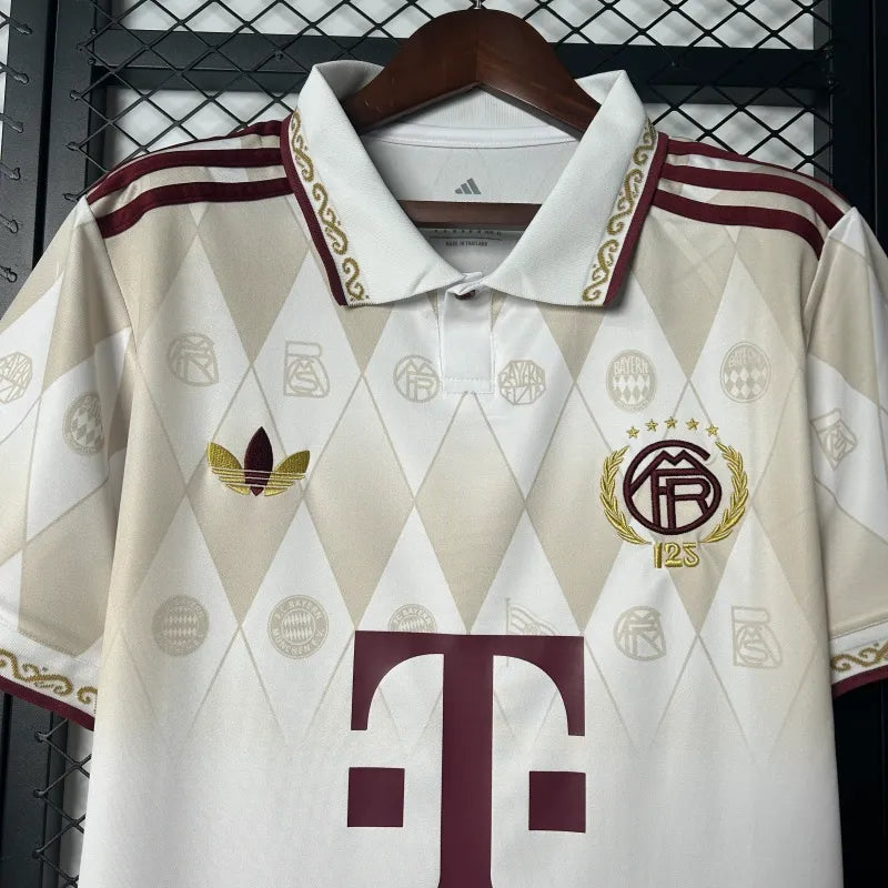 Camiseta Bayern Munich Edición Especial 2025/26 Versión Fan