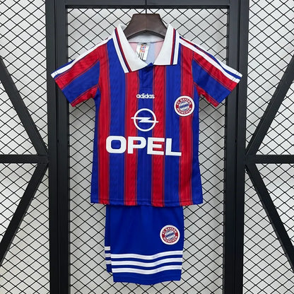 Bayern Munich Kit Niños Local 1995/97