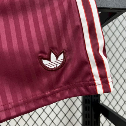 Bayern Munich Kit Niños Edición Terrace 2025/26