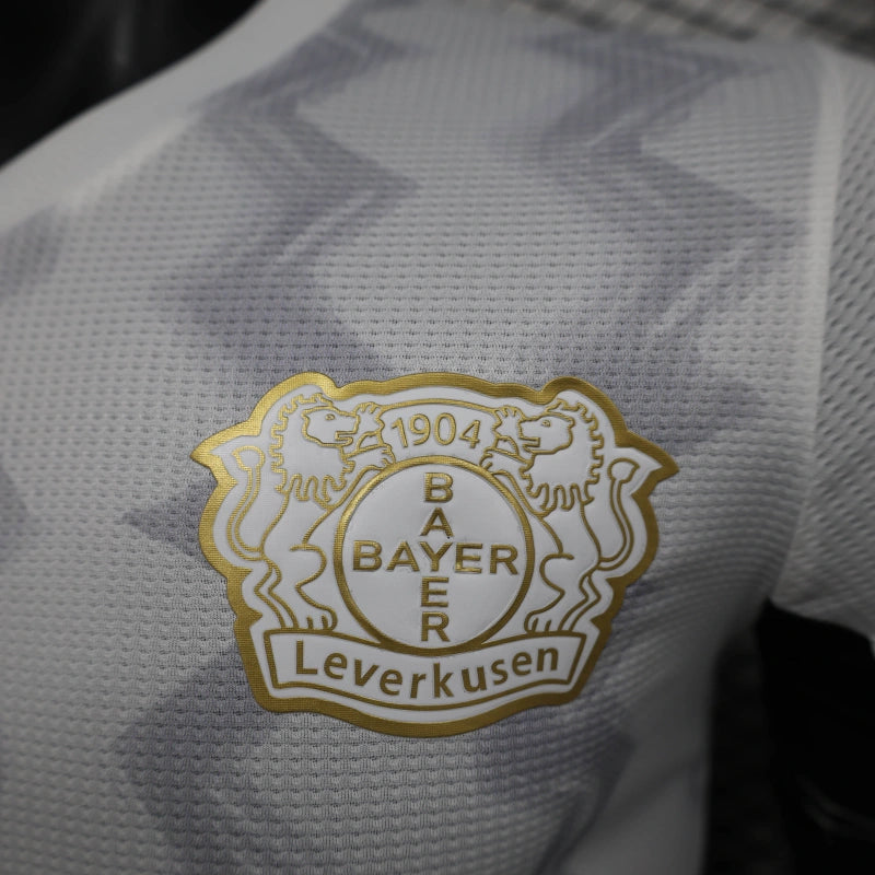 Camiseta Bayer 04 Leverkusen Visita 2024/25 Versión Jugador