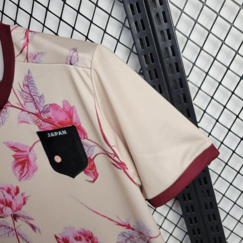 Camiseta Japón "Black and Roses" 2024 Versión Fan