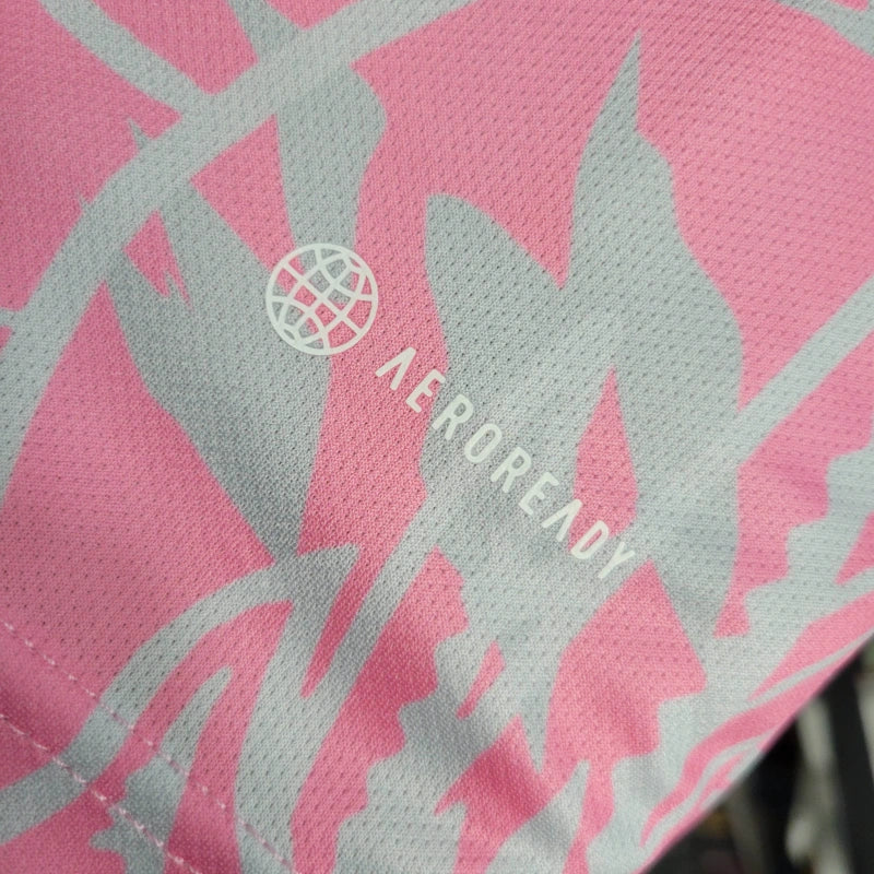 Camiseta Real Madrid 2024/25 Dragón Rosado Versión Fan