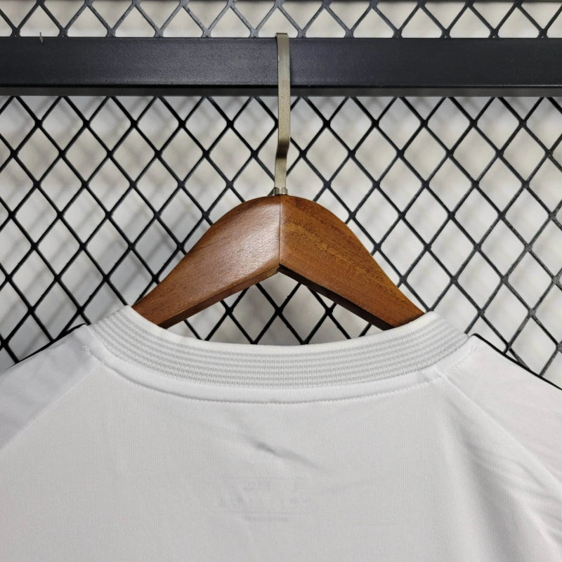 Camiseta Real Madrid Local 2025/26 Versión Fan