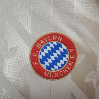 Camiseta Bayern Munich Edición Retro 2024/25 Versión Fan Manga Larga