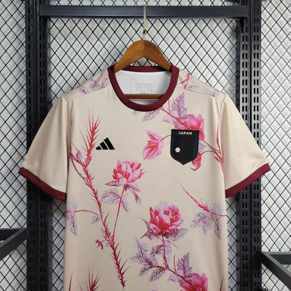 Camiseta Japón "Black and Roses" 2024 Versión Fan