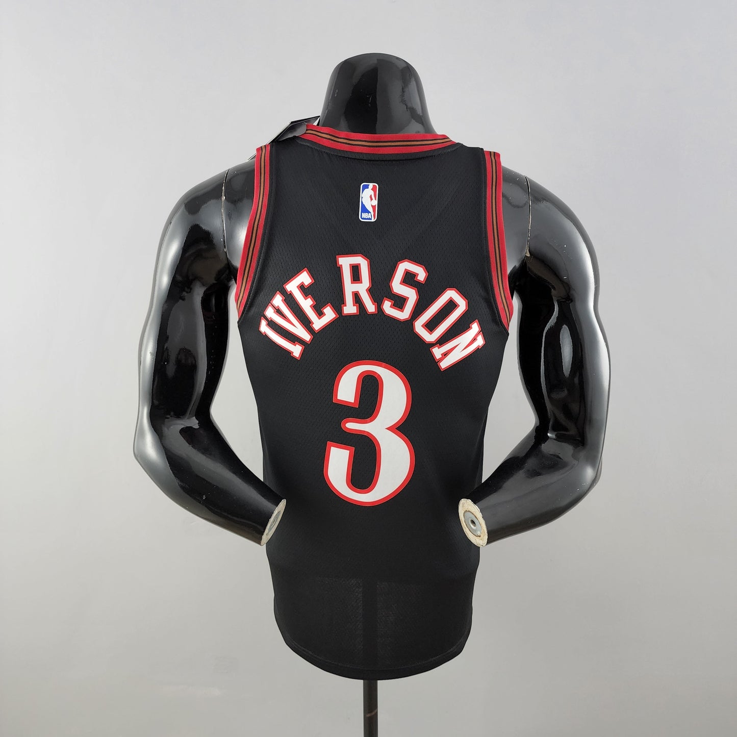 Camiseta Philadelphia 76ers Allen Iverson Negra