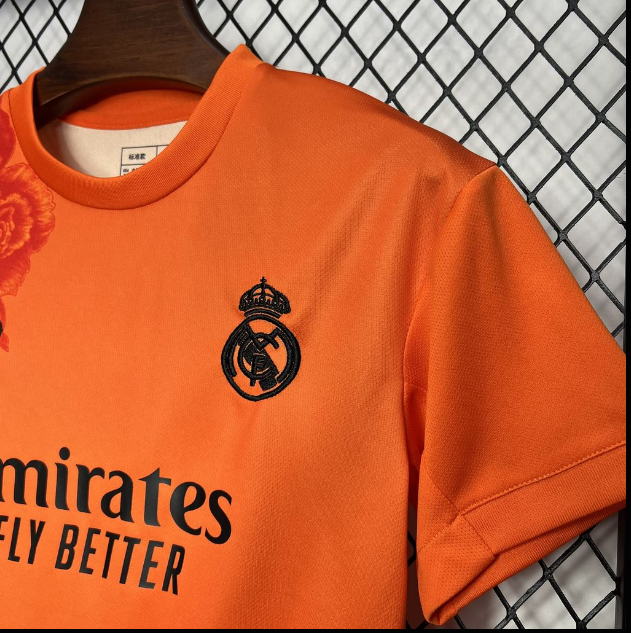Real Madrid "Y-3 Rose Edition Orange" 2024/25 Kit Niños