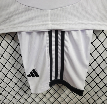 Real Madrid Local 2024/25 Kit Niños