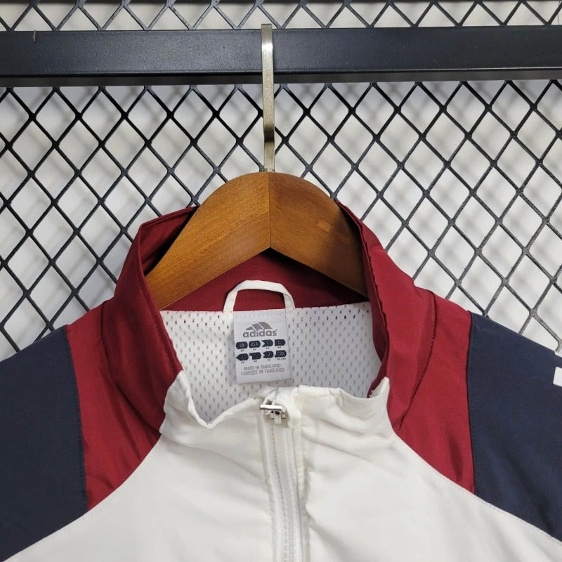 Cortavientos Manchester United Blanco/Burdeos 2023