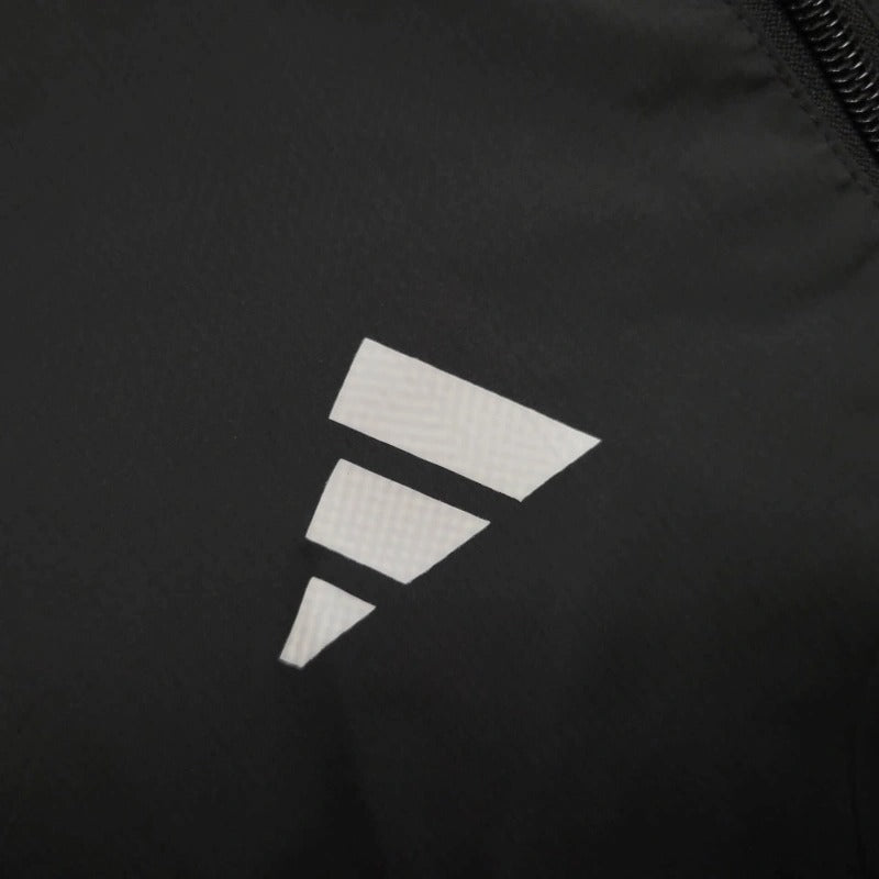 Cortavientos Manchester United Negro/Rojo 2023/24