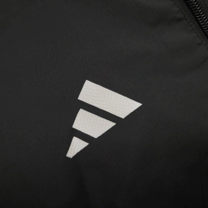 Cortavientos Manchester United Negro/Rojo 2023/24