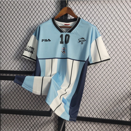 Camiseta Argentina Retro Conmemorativa Maradona 2001