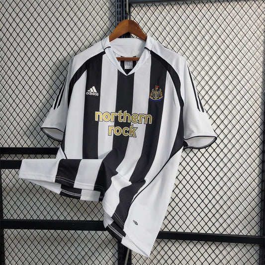 Camiseta Newcastle Local Retro 2005/06