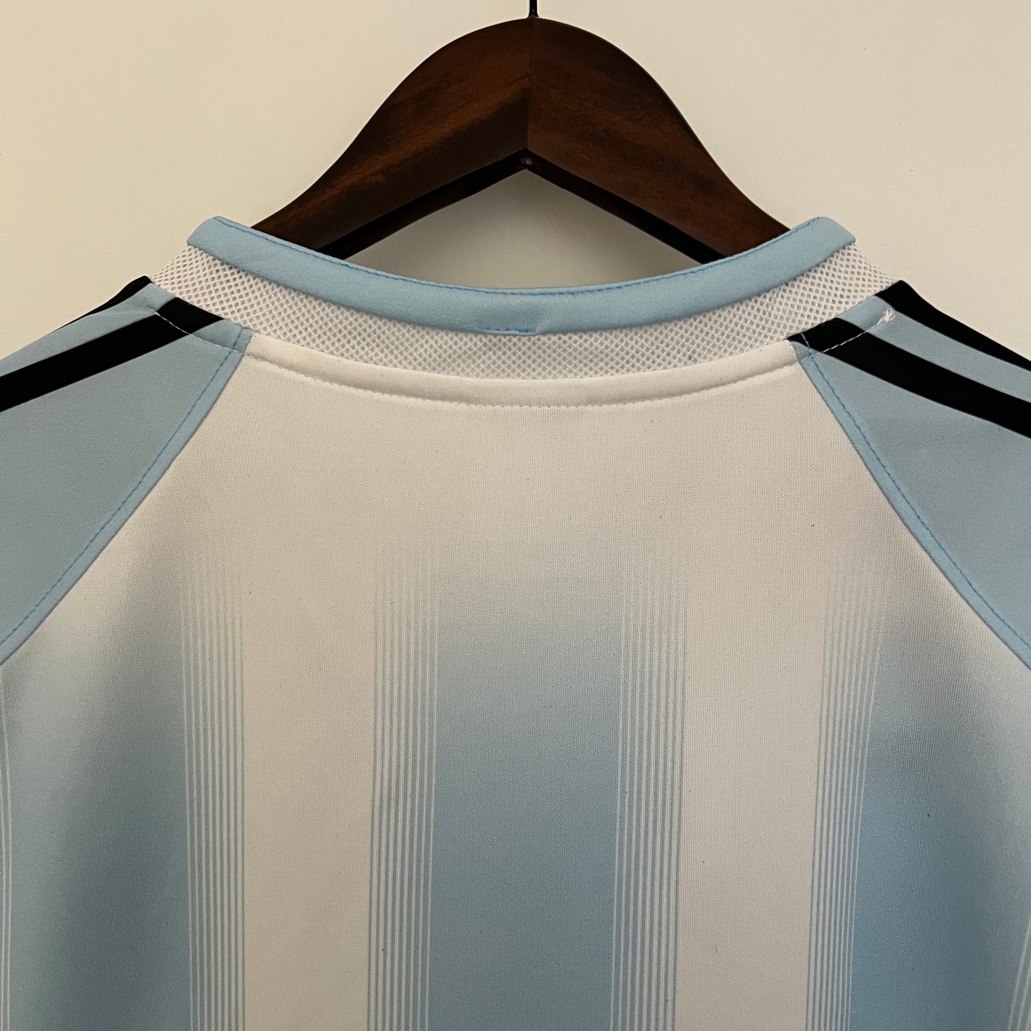 Camiseta Argentina Local Retro 2004