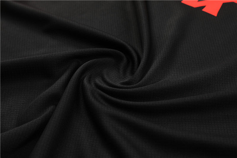 Liverpool Entrenamiento Kit Adulto Negro Rojo 2023/24