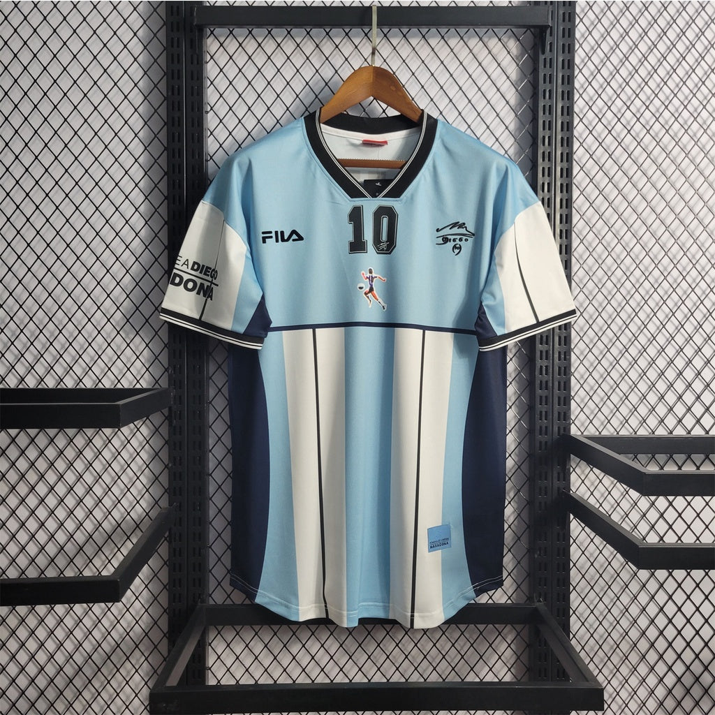 Camiseta Argentina Retro Conmemorativa Maradona 2001