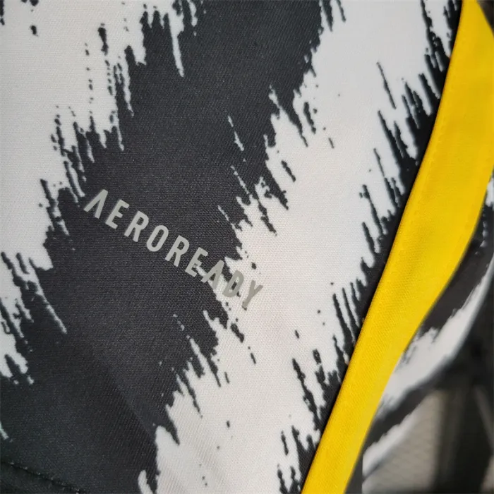 Camiseta Juventus Local 2023/24 Versión Fan