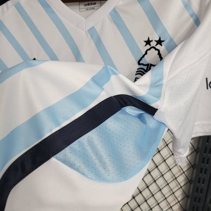 Camiseta Nottingham Forest Visita 2023/24 Versión Fan