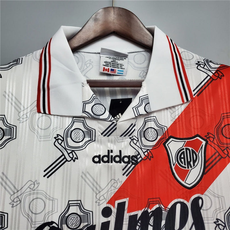 River Plate Local Retro 1996 Versión Fan