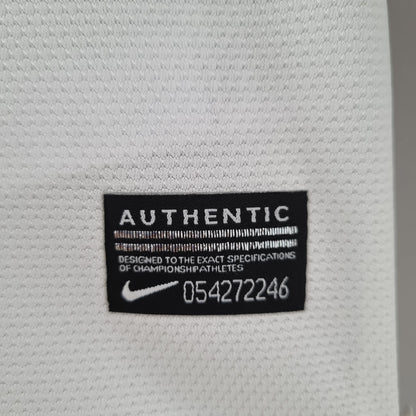 Camiseta Portugal Manga Larga Retro 2012