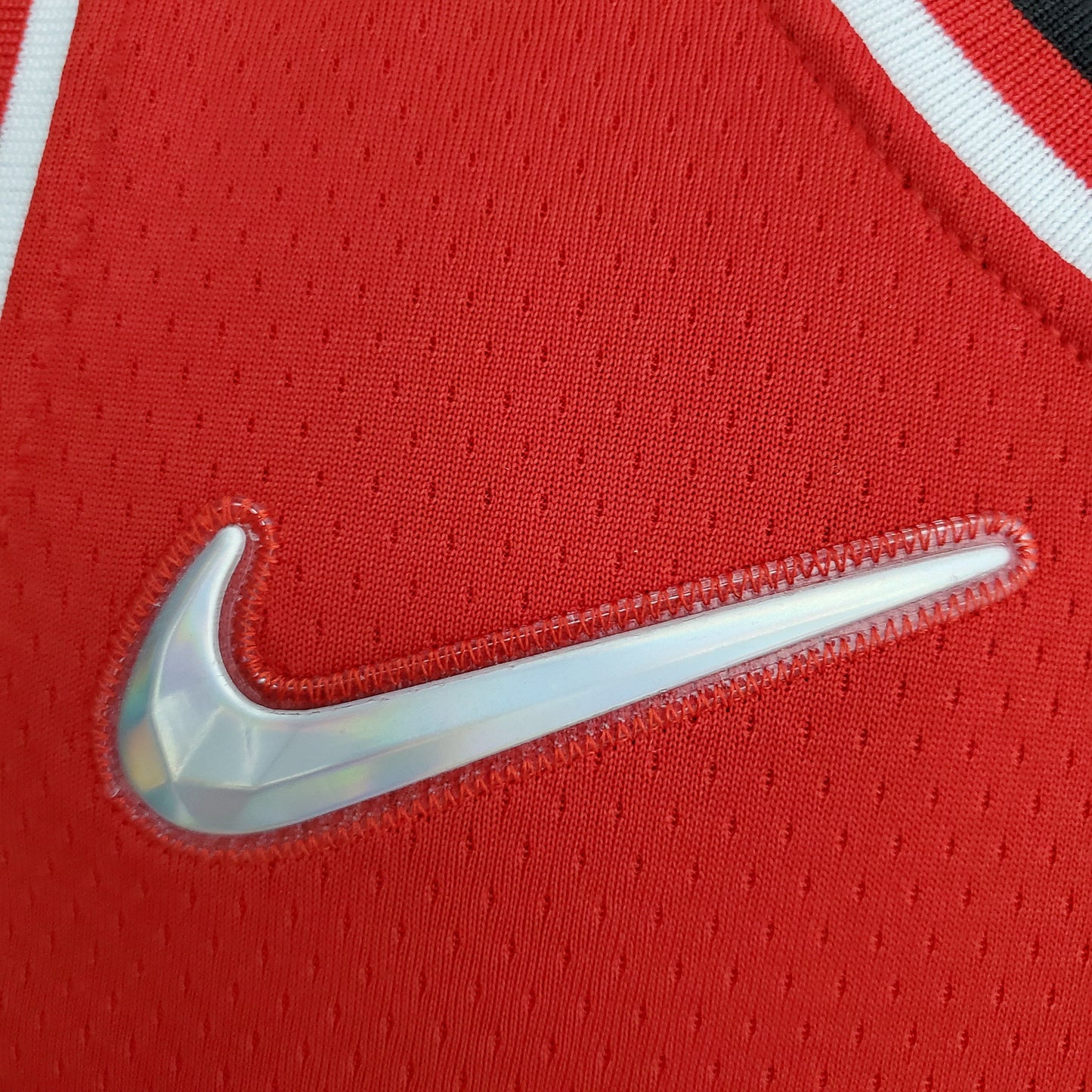 Camiseta Chicago Bulls City Edition Roja NBA 75 Aniversario