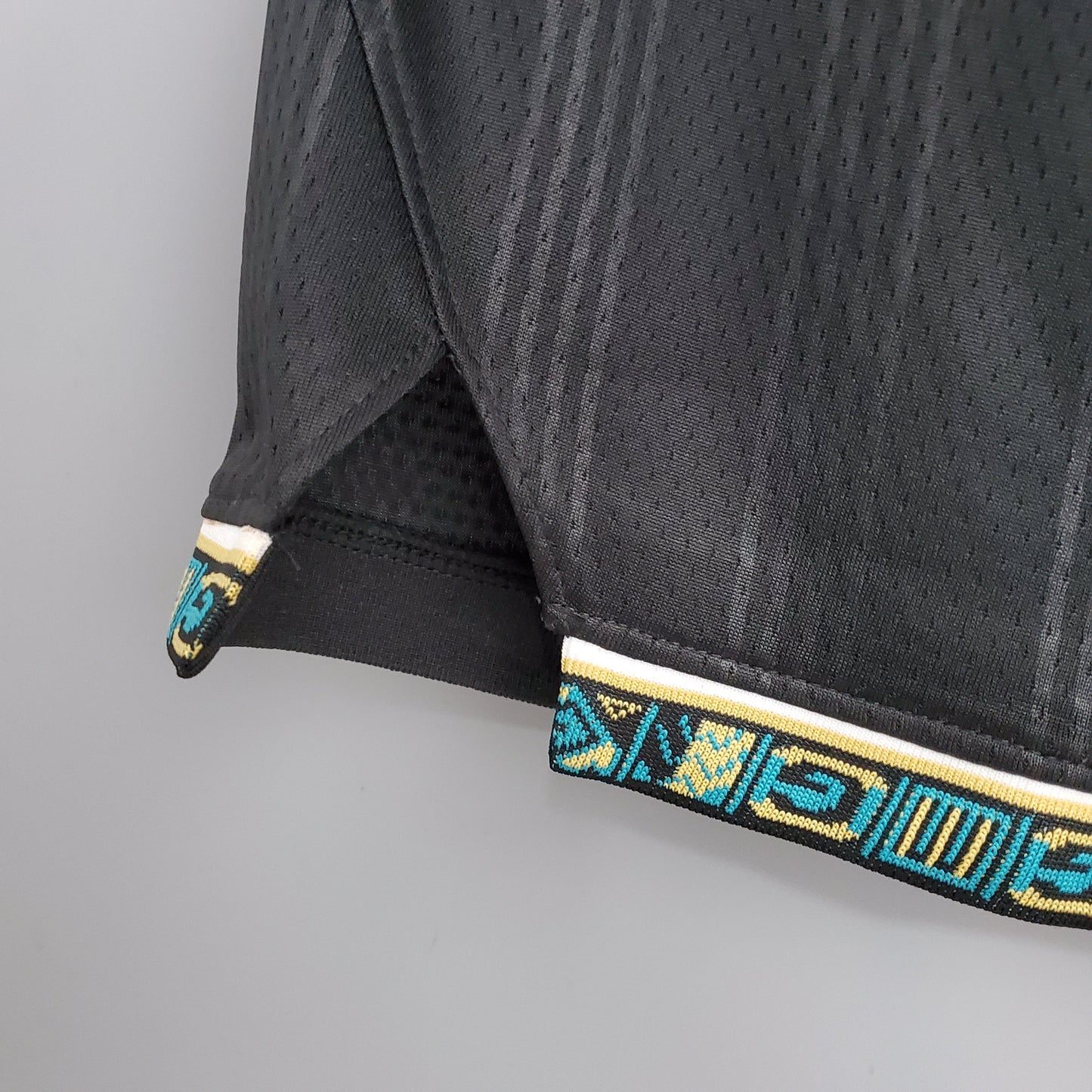 Camiseta Memphis Grizzlies "City Edition" Shorts Negros