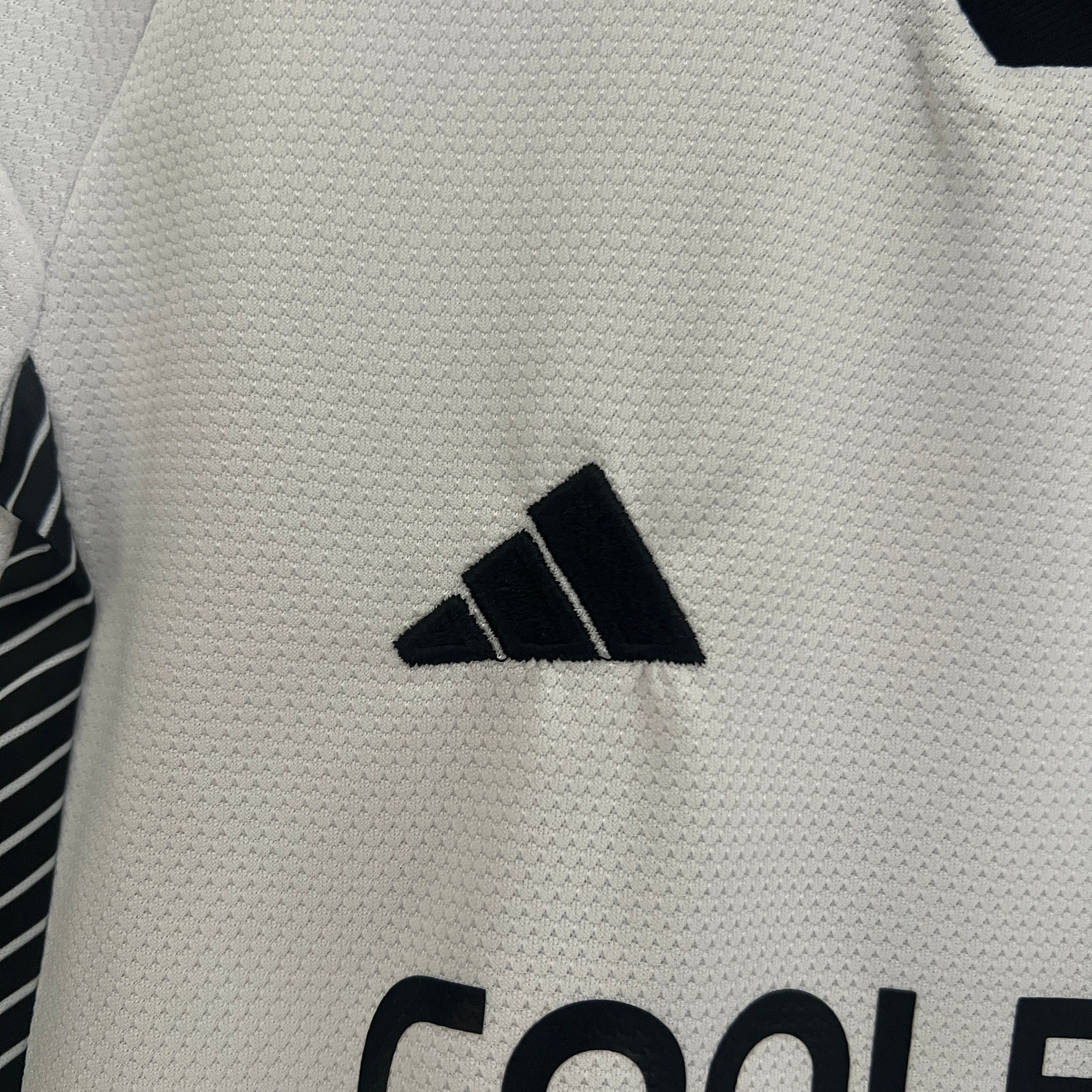 Colo Colo Kit Niños Local 2024