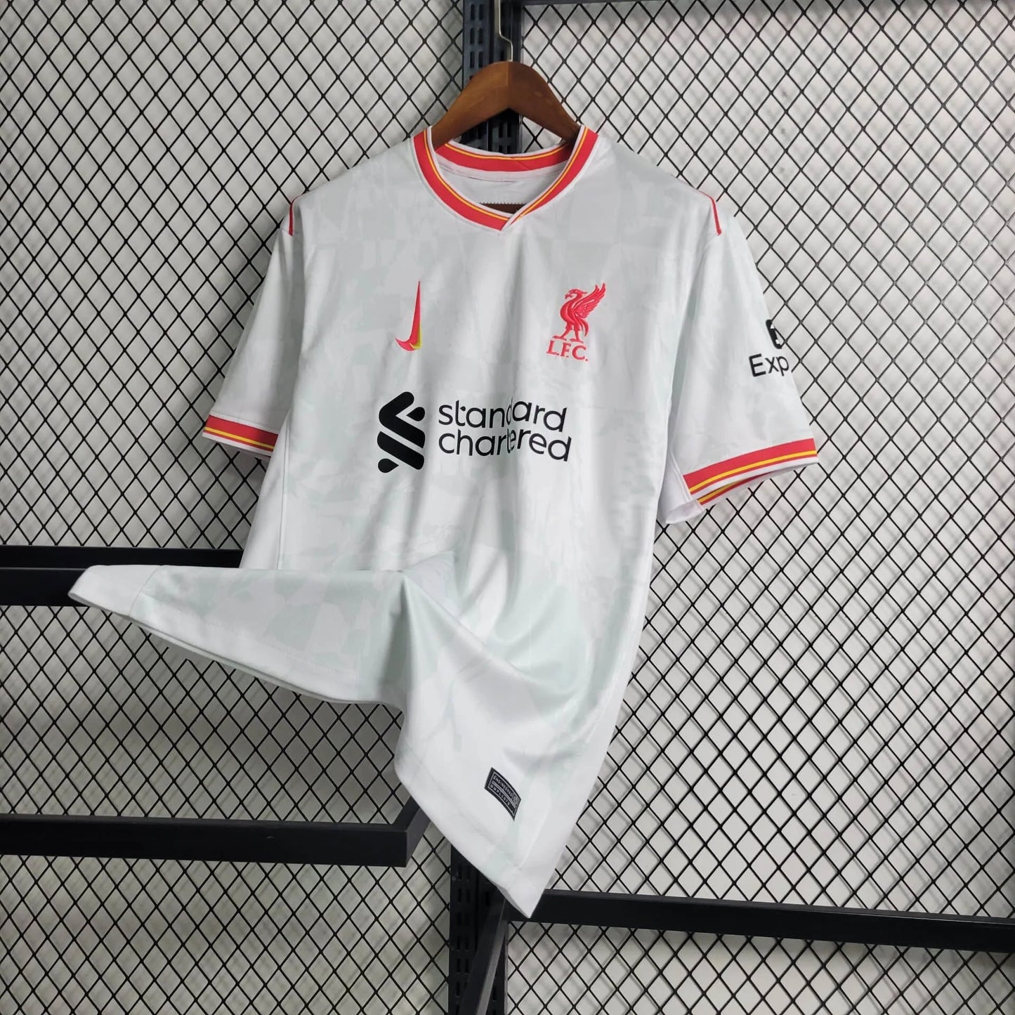 Camiseta Liverpool Tercera 2024/25 Versión Fan