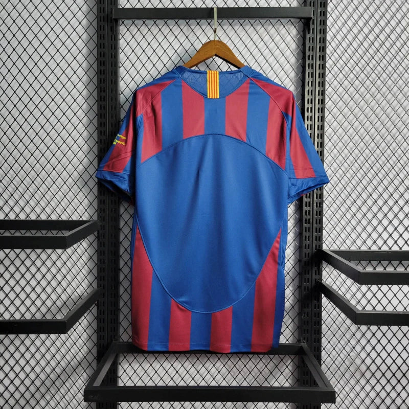 FC Barcelona Local Retro 2005/06 Versión Fan