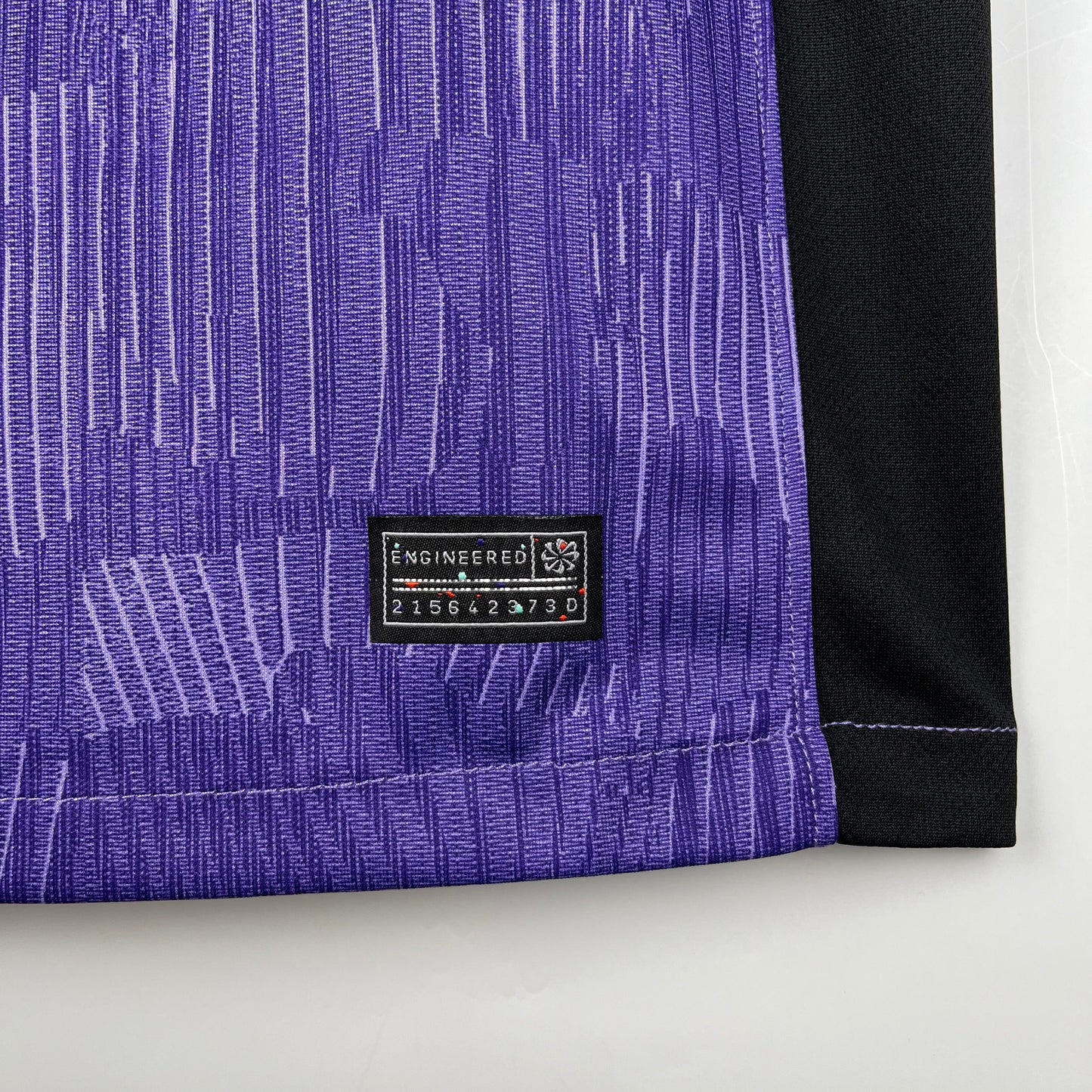 Camiseta Liverpool Tercera 2023/24 Versión Fan