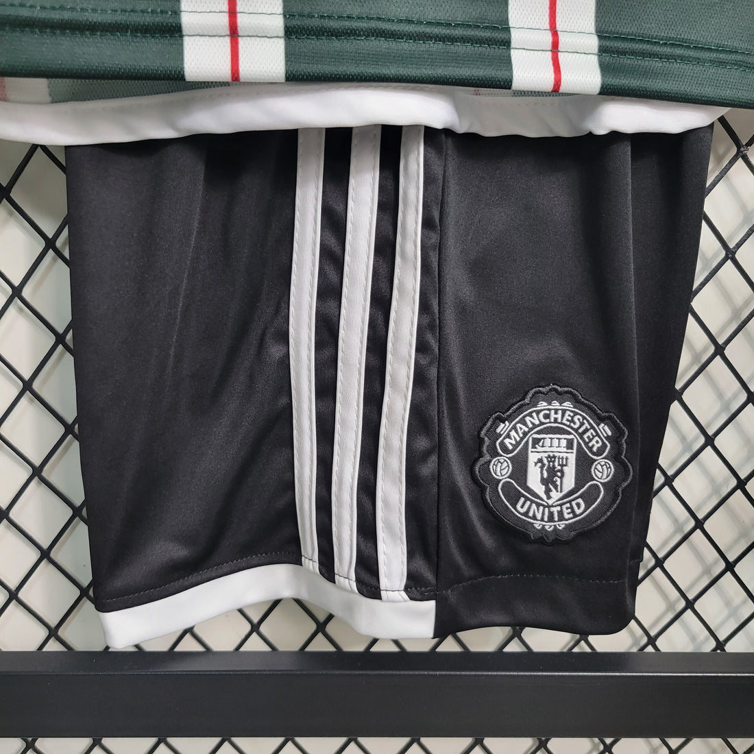 Manchester United Kit Niños Visita 2023/24