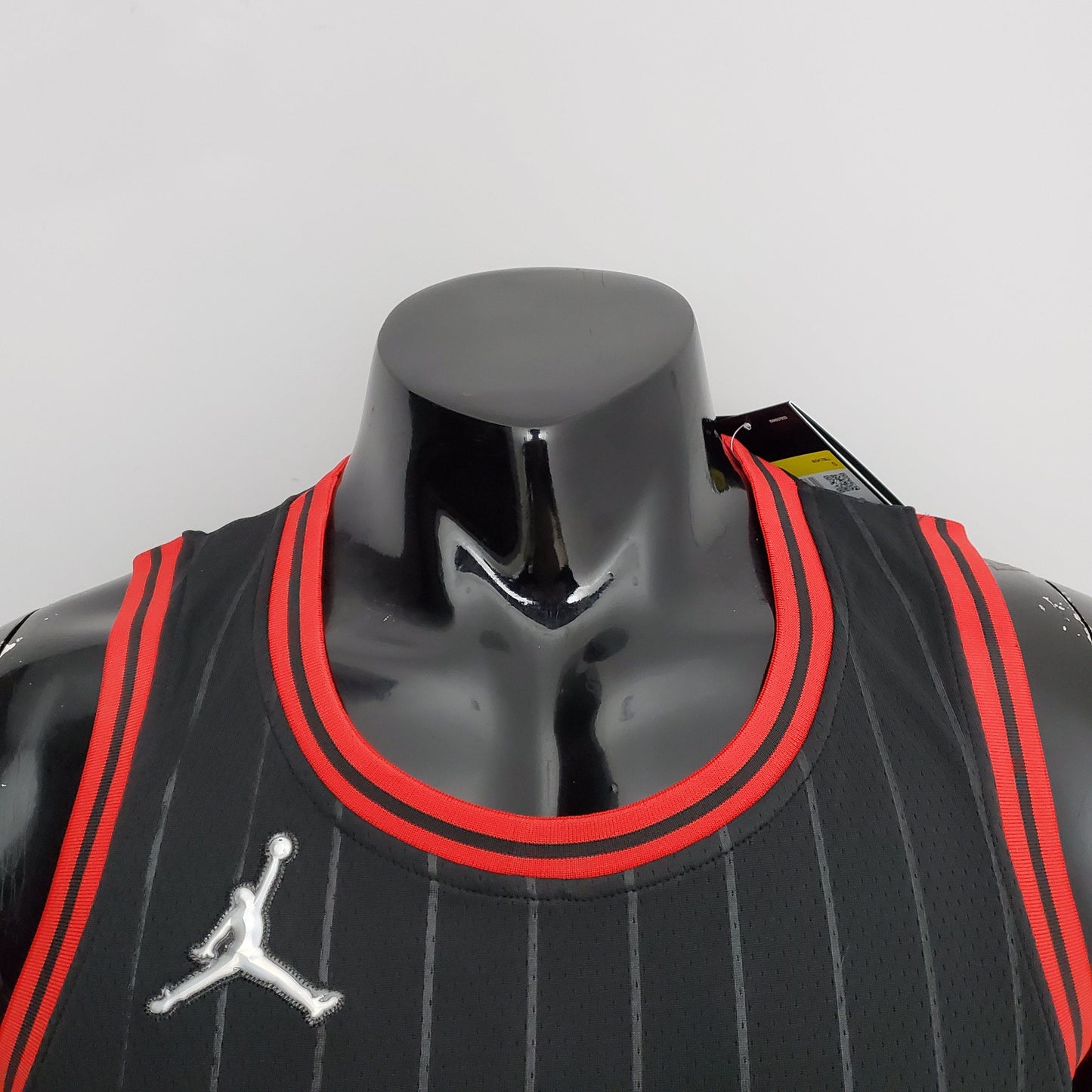 Camiseta Chicago Bulls Jordan Negra NBA 75 Aniversario