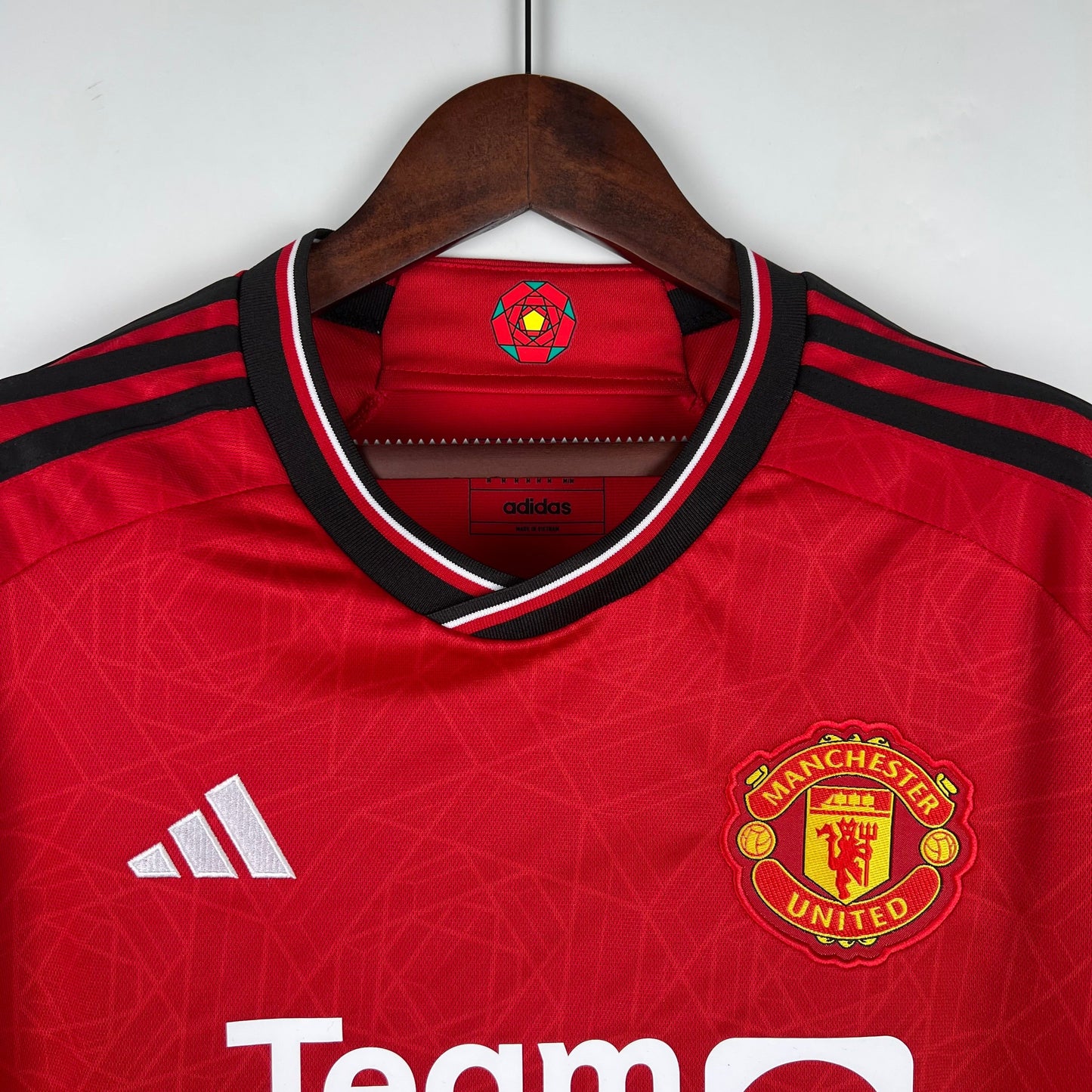 Camiseta Manchester United Local 2023/24 Versión Fan