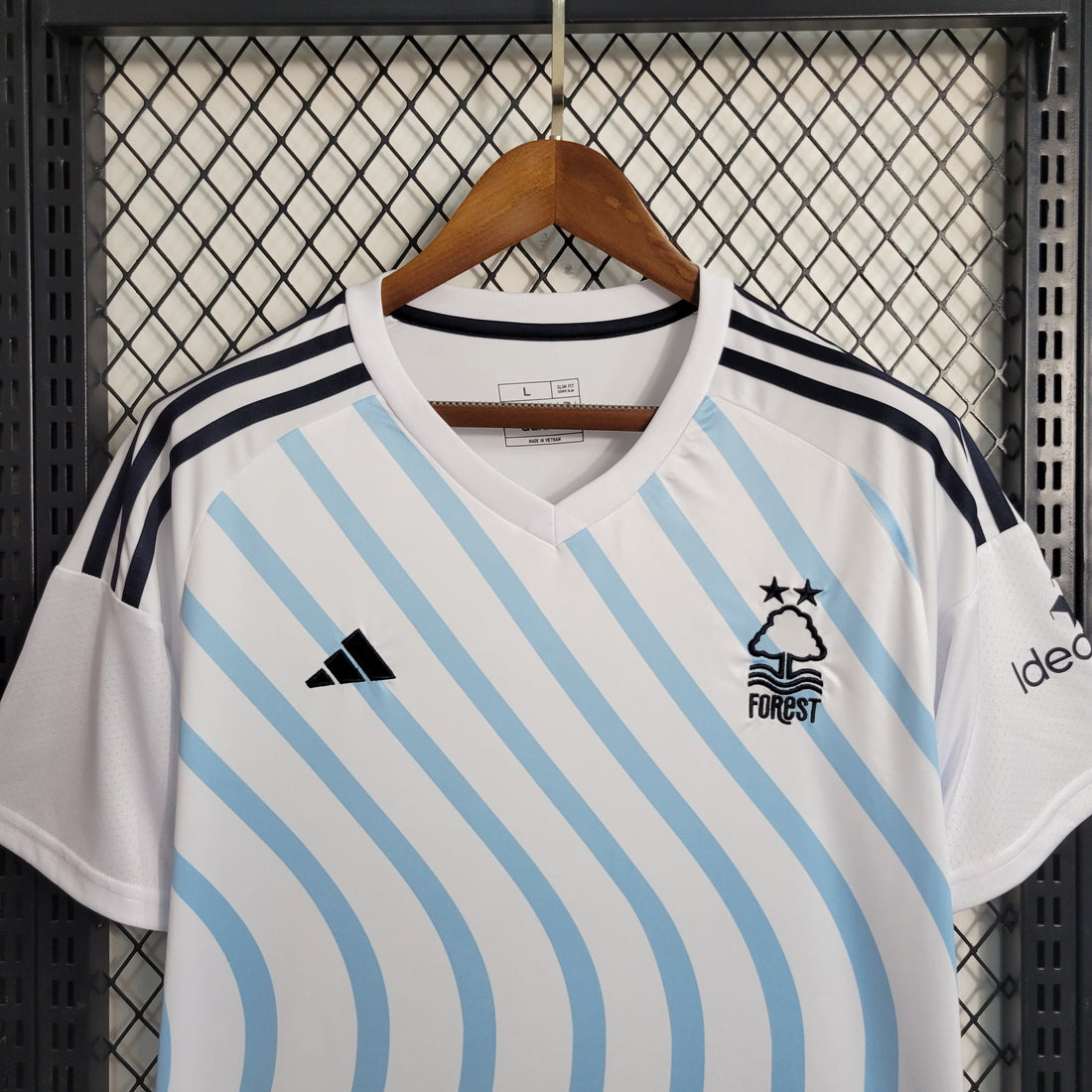 Camiseta Nottingham Forest Visita 2023/24 Versión Fan
