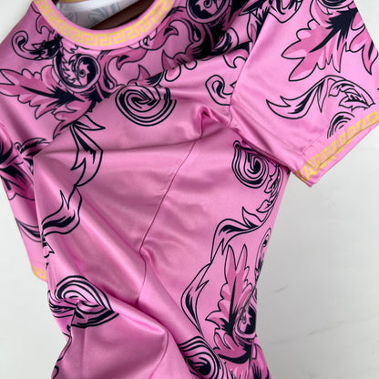 Camiseta Italia Versace Pink Edition 2023/24 Versión Fan