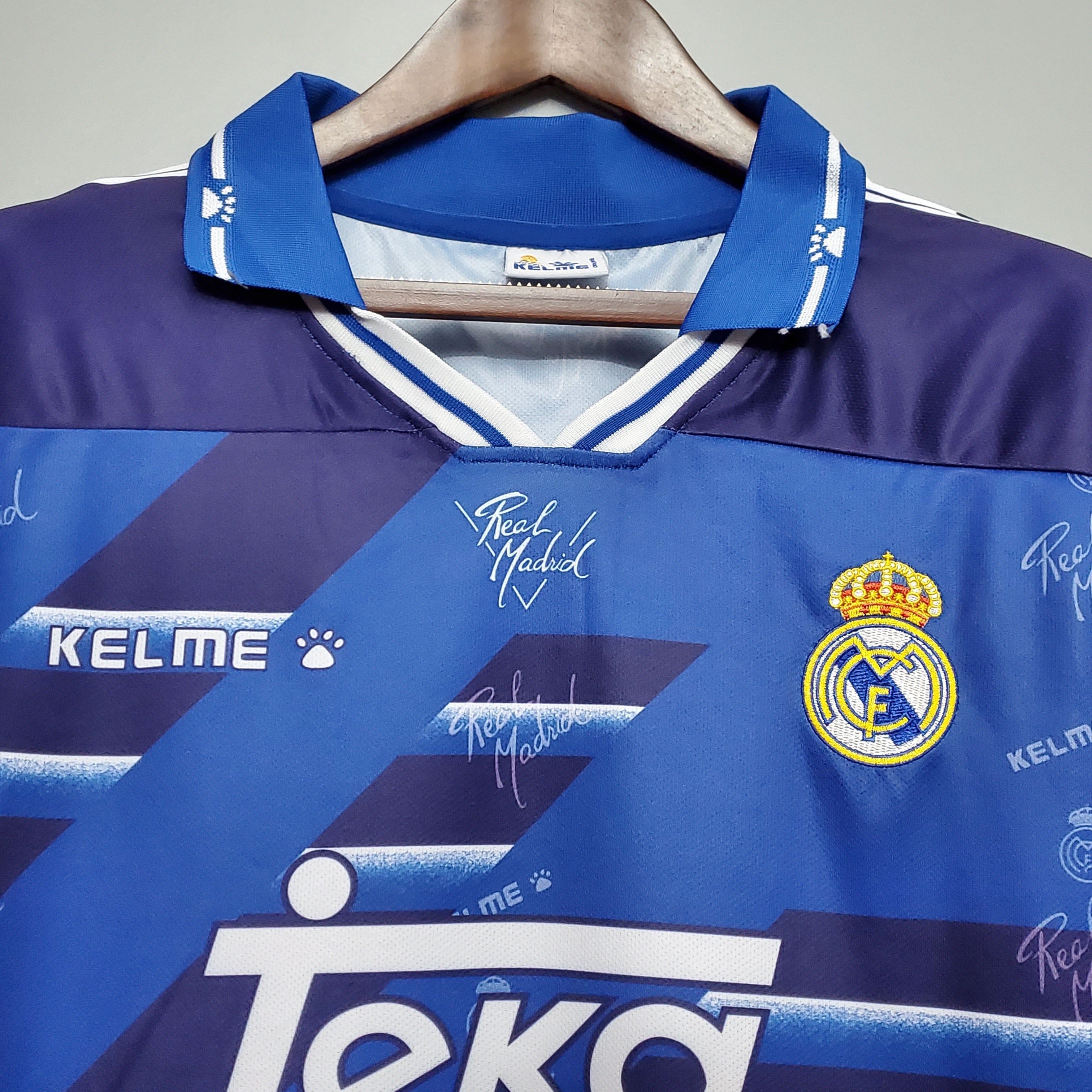 Real Madrid Visita Retro 1994/96 Versión Fan