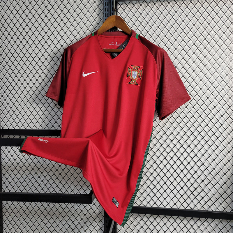Camiseta Portugal Local Retro 2016