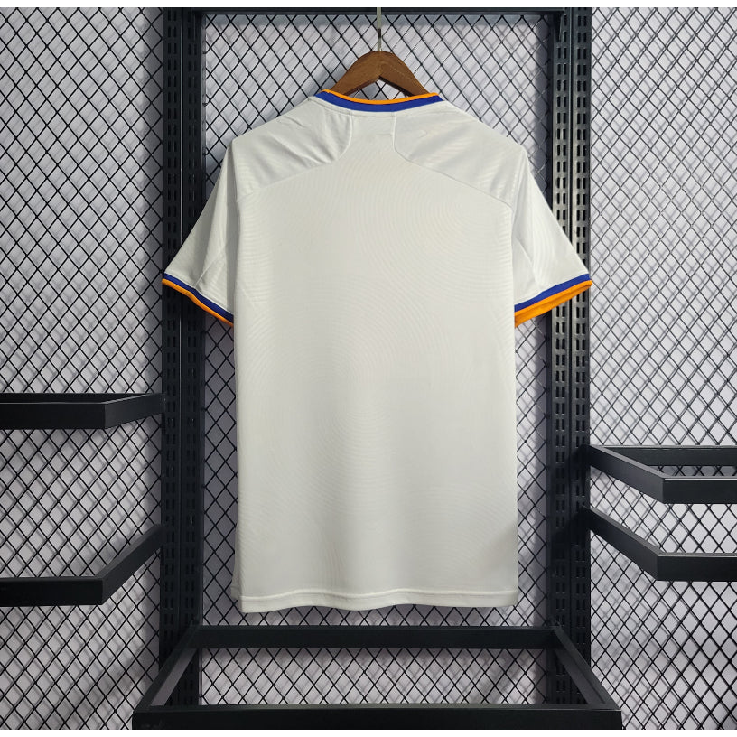 Real Madrid Local Retro 2021/22 Versión Fan