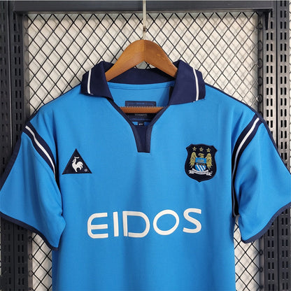 Camiseta Manchester City Retro 2001/02