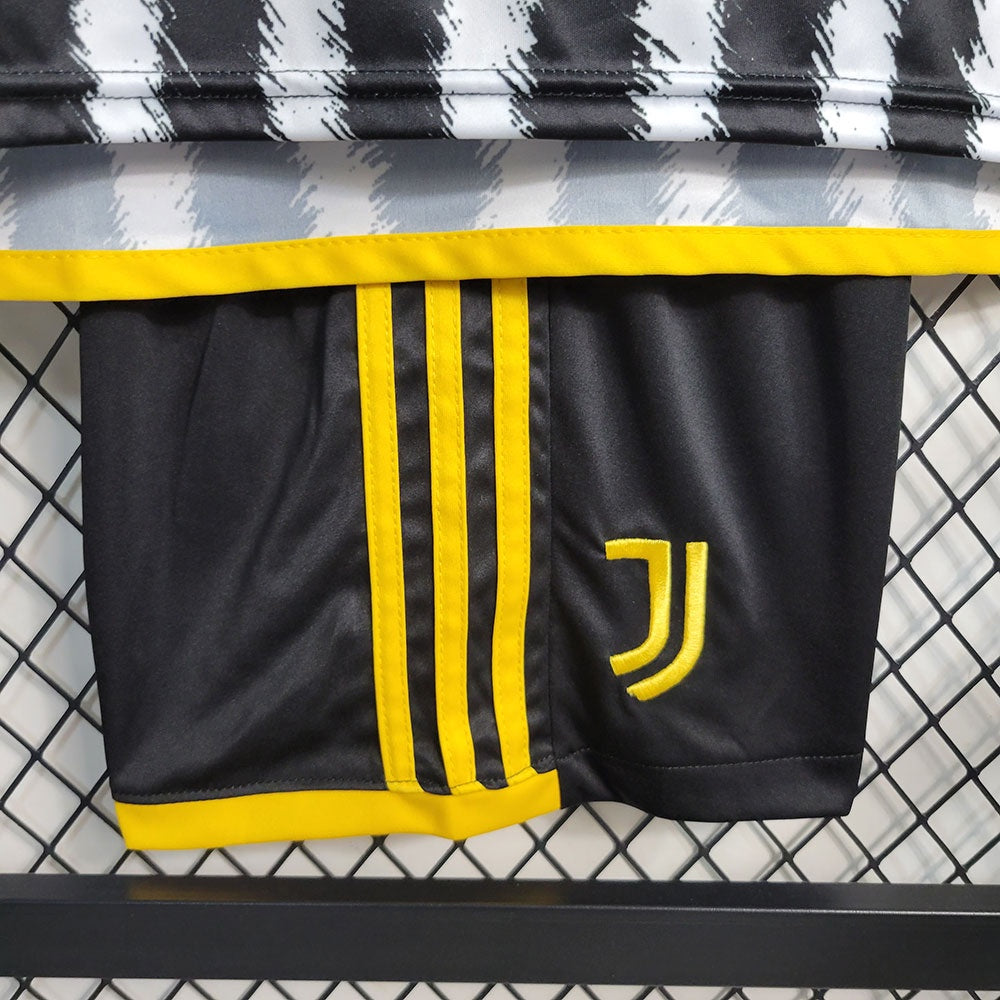 Juventus Kit Niños Local 2023/24