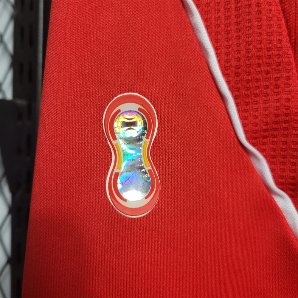 Camiseta Liverpool Local Retro 2006/08