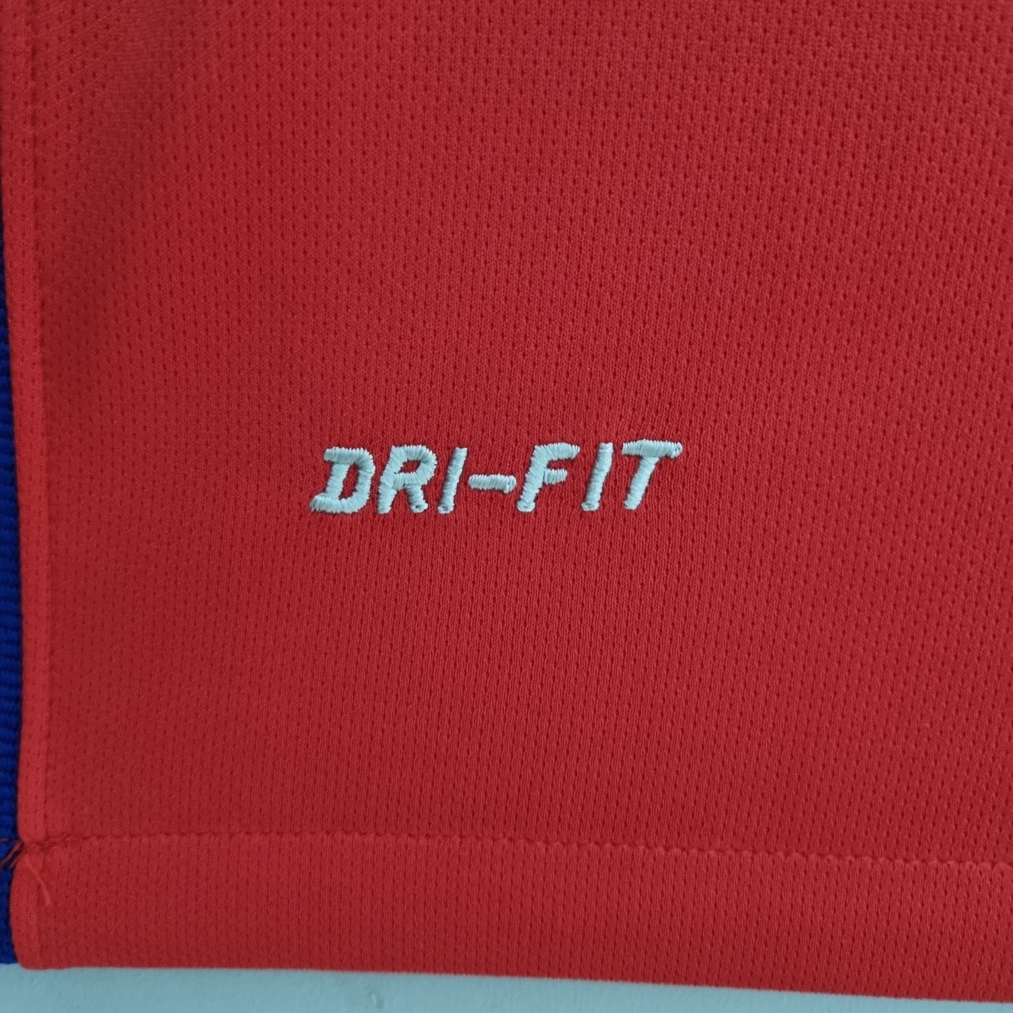 Camiseta Chile Local Retro 2016